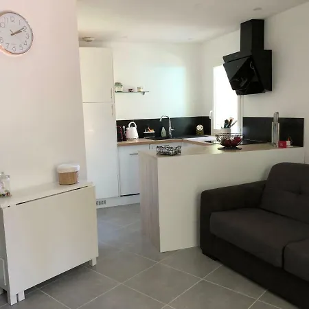 公寓 Mazet « Domaine De La Pinede » *