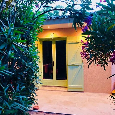 公寓 Mazet « Domaine De La Pinede » *